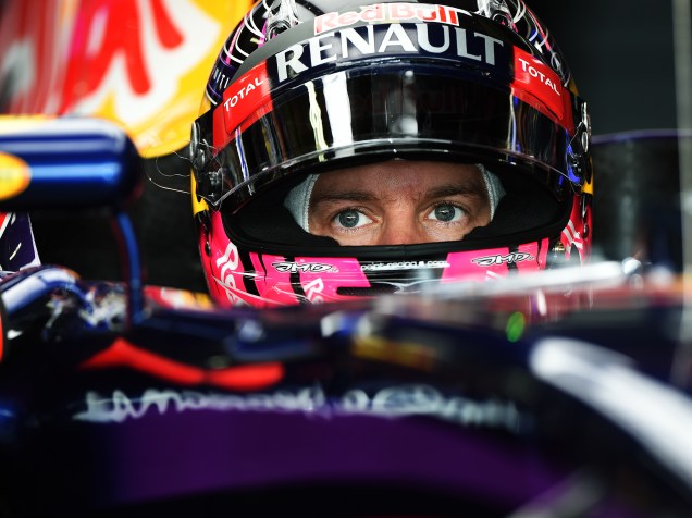 Sebastian Vettel durante treino classificatório para o Grande Prêmio do Brasil de Fórmula 1