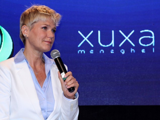 Xuxa vai apresentar quadros sobre sexo, viagens e competições