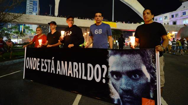 Protesto contra o desaparecimento do pedreiro Amarildo de Souza no Rio de Janeiro