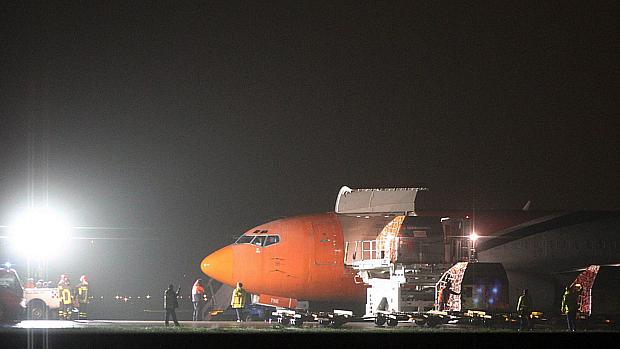 Avião que levava pacote suspeito foi revistado no Aeroporto de Bolonha