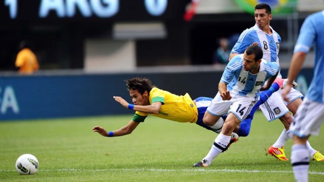 Neymar durante amistoso entre Brasil e Argentina