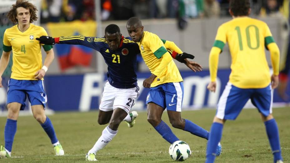 Nos EUA, Brasil empata com a Colômbia no milésimo jogo - Placar - O futebol  sem barreiras para você