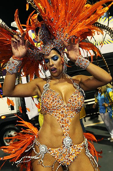 Ana Paula Souza musa da Acadêmicos do Tucuruvi no Carnaval 2015, em São Paulo