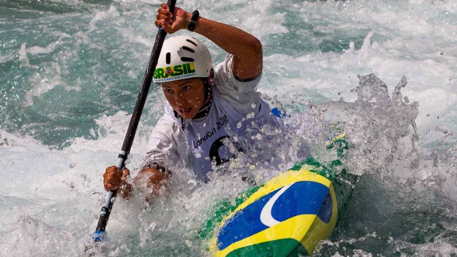 Ana Vargas, da canoagem a mais jovem atleta brasileira a competir em uma Olimpíada