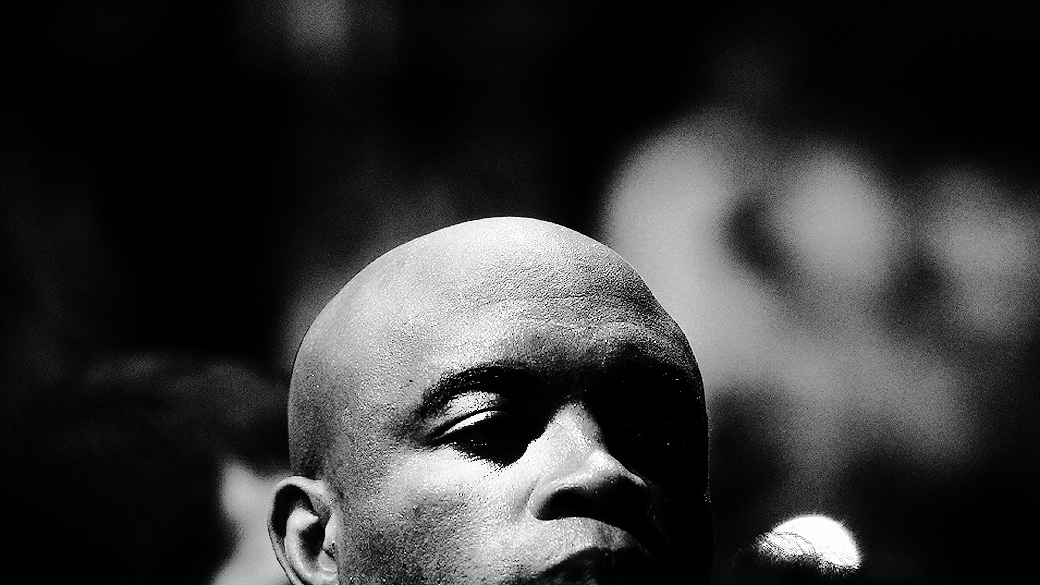 Em comunicado, Anderson Silva negou que tenha se dopado. Depois negou a autoria do texto