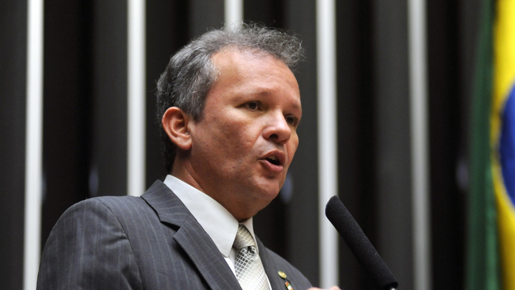 André Figueiredo, ministro das Comunicações: 'Cargos não garantem fidelidade'