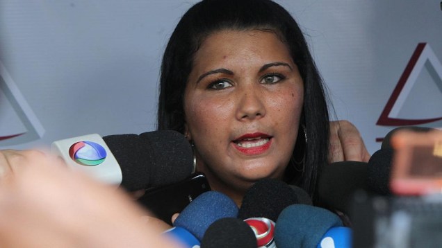 Andréa Silva, ex-namorada de Macarrão chega ao Fórum de Contagem para acompanhar o julgamento do goleiro Bruno