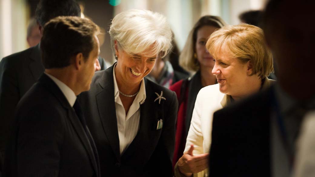 Angela Merkel, Christine Lagarde e Nicolas Sarkozy, durante reunião na cúpula de Bruxelas
