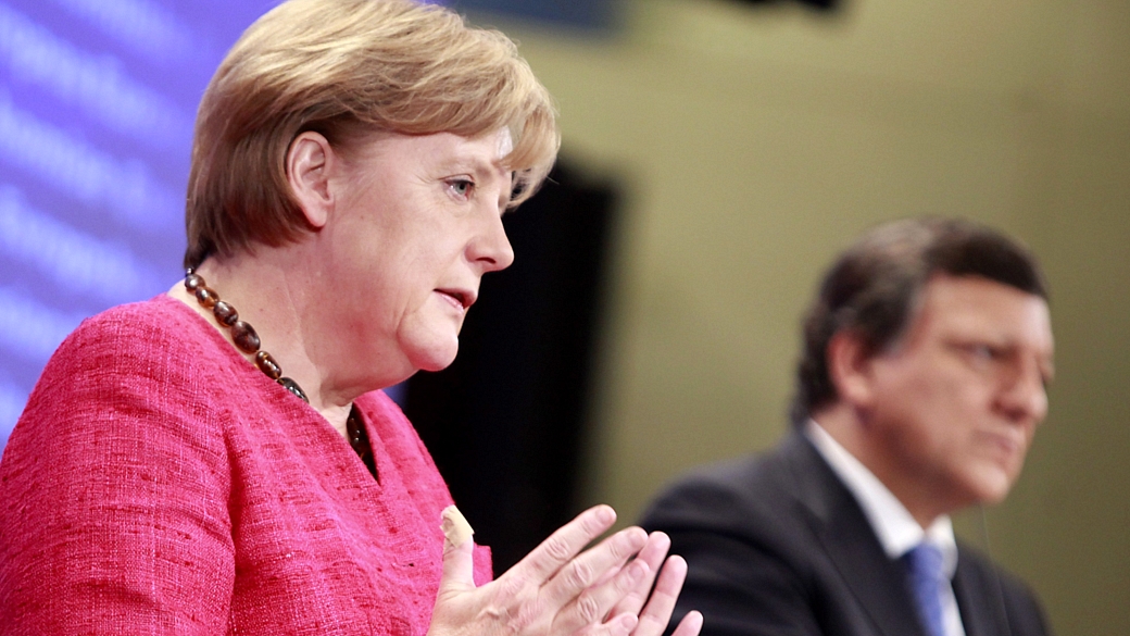 A chanceler alemã, Angela Merkel, visita a sede da União Europeia, em Bruxelas