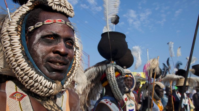 Apresentação tribal durante as comemorações do primeiro aniversário do Sudão do Sul