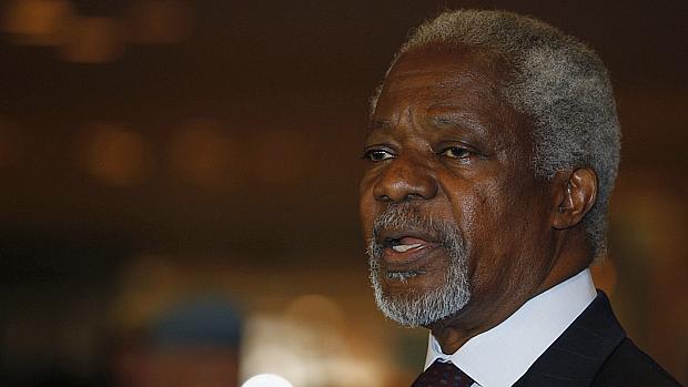 "Estou pessoalmente comovido e horrorizado com os trágicos acontecimentos dos últimos dias", afirmou Annan ao chegar em Damasco