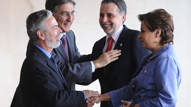 Antonio Patriota, Fernando Pimentel com os ministros mexicanos, Bruno Ferrari e Patricia Espinosa em Brasília