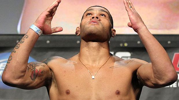 Antônio Pezão perdeu para Cain Velasquez no UFC 146, em maio