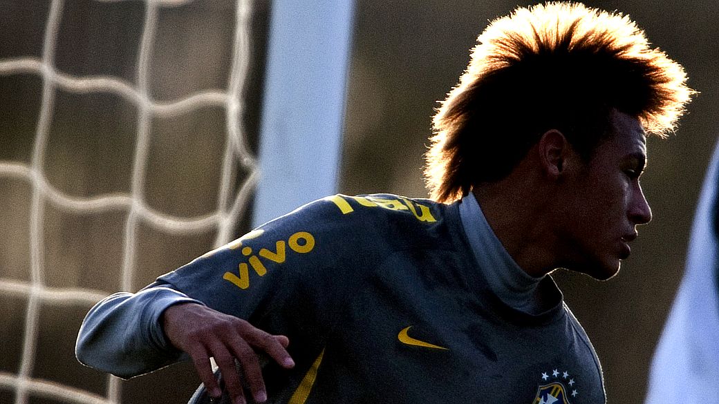 Aos 19 anos, Neymar foi um dos destaques do Santos na conquista da Copa Libertadores