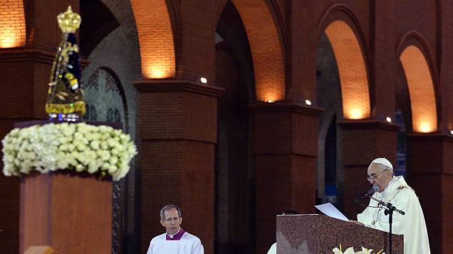 Papa Francisco celebra missa na Basílica de Nossa Senhora de Aparecida