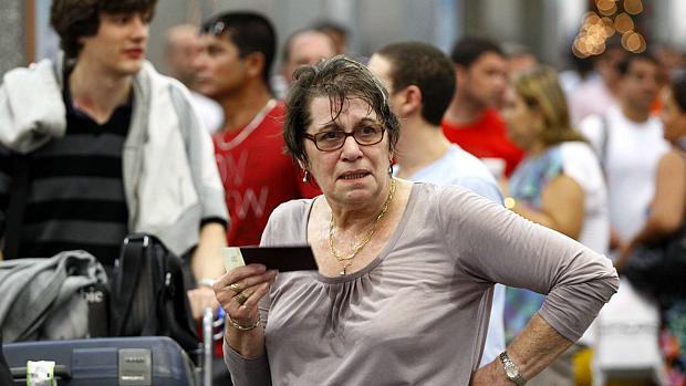 Após apagão, passageiros do aeroporto Tom Jobim enfrentaram problemas no ar condicionado