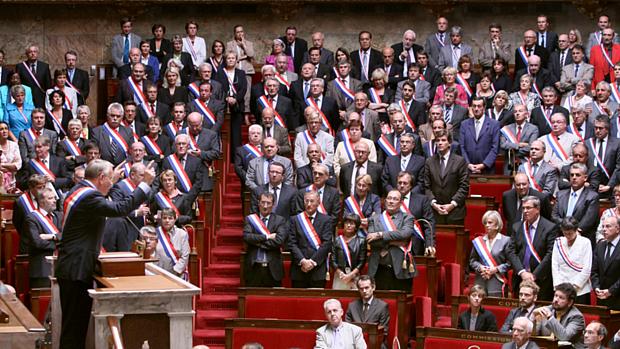 Reforma da aposentadoria é aprovada na França