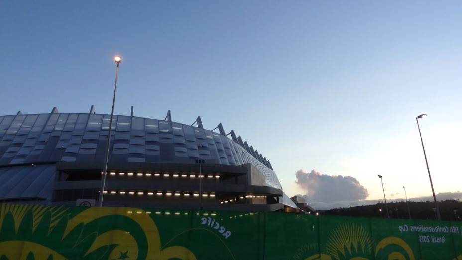 Arena Pernambuco, a Área 51 do Recife: longe dá órbita normal do morador da cidade