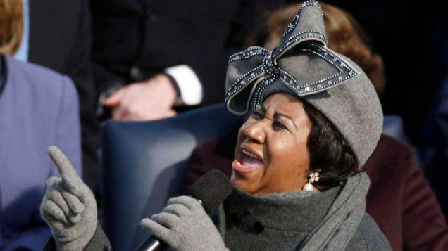 Aretha Franklin canta na cerimônia de eleição do presidente Barack Obama, nos Estados Unidos, em 2009