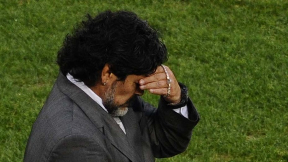 Maradona lamenta derrota para a Alemanha nas Quartas de Final da Copa da África do Sul