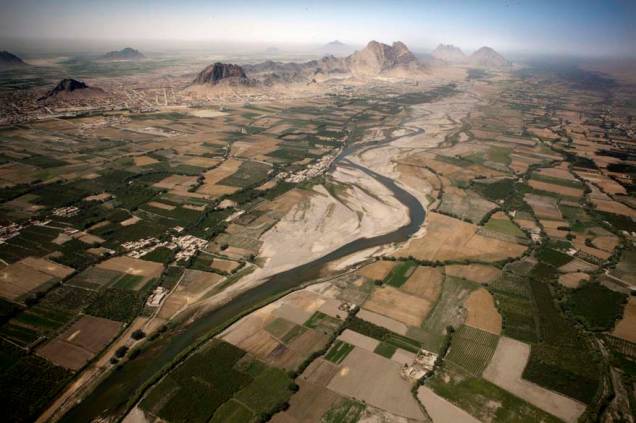 Vista aérea do Vale Arghandab, próximo à cidade de Kandahar