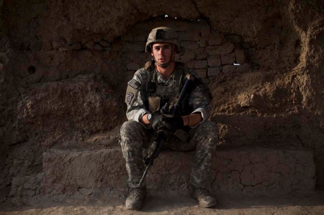 Soldado americano durante patrulha em Arghandab