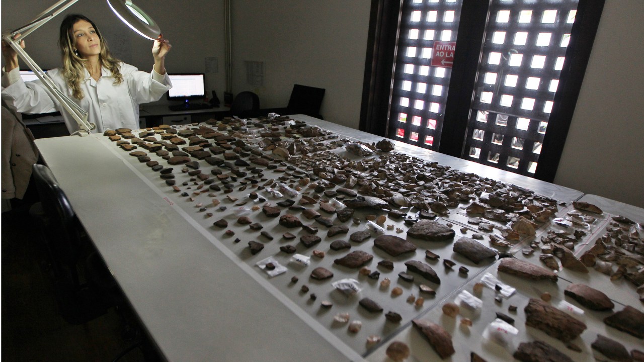Escavação acha 'paulistas' de 11 mil anos