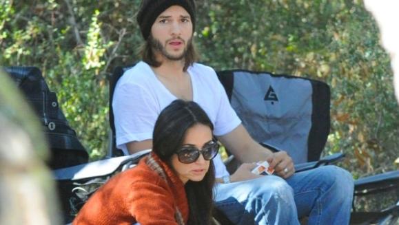 Ashton Kutcher e Demi Moore, acampados na Califórnia