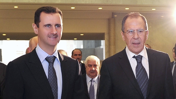 O ditador sírio Bashar Assad recebe o ministro das Relações Exteriores da Rússia, Sergei Lavrov, em Damasco