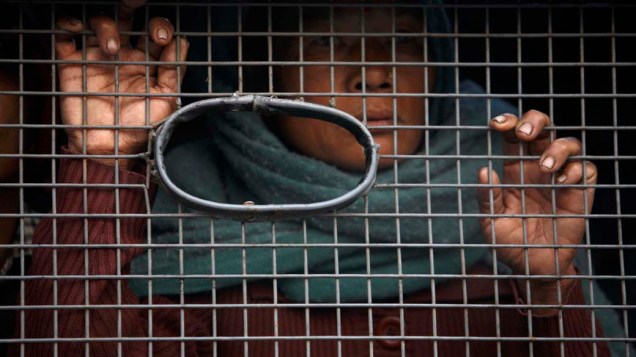 Ativista é preso durante greve geral em Kathmandu, no Nepal