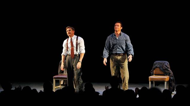 Atores Daniel Craig (esquerda) e Hugh Jackman, na peça da Broadway "A Steady Rain"