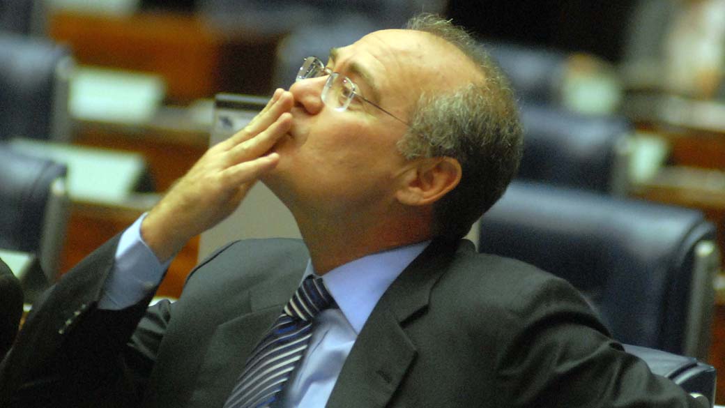 O senador Renan Calheiros (PMDB-AL), um dos políticos que participou da farra com jatinhos da FAB
