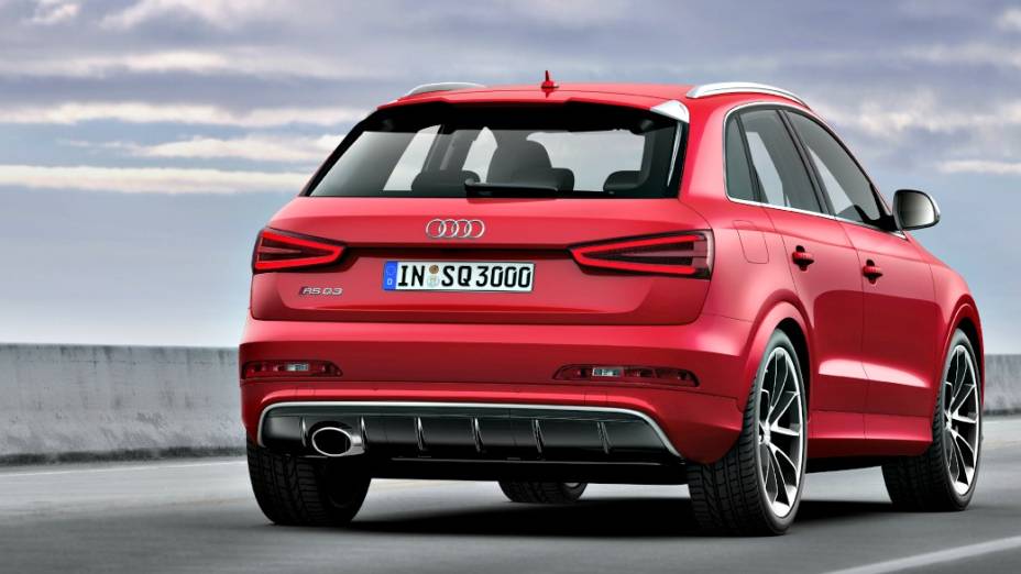 Novo Q3, versão apimentada do menor SUV da marca, tem motor de cinco cilindros, 2.5 litros, turbo, e entrega 310 cv. Faz de 0 a 100 km/h em 5,5 segundos