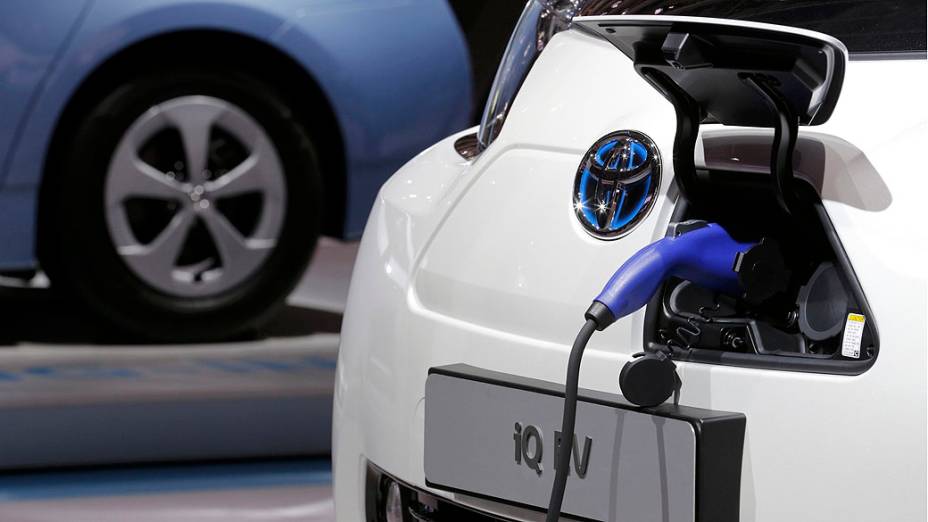 Toyota IQ, modelo elétrico apresentado no Salão do Automóvel de Paris