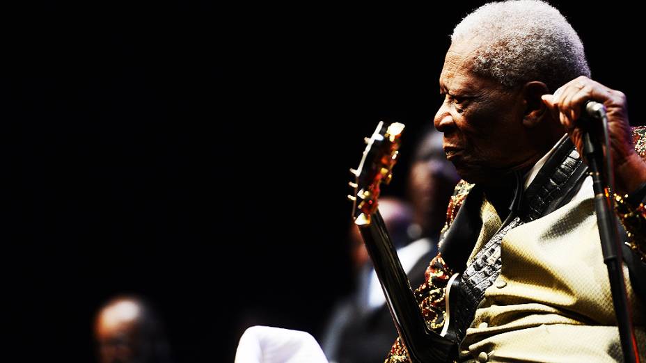 O guitarrista B.B. King faz o show no Brasil da turnê "The Blue Is My Life", no via Funchal em São Paulo