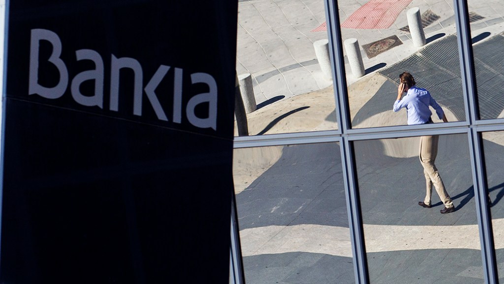 Bankia, o Banco da Espanha (banco central do país)