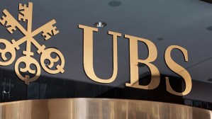 Fachada do UBS em Manhattan, Nova York