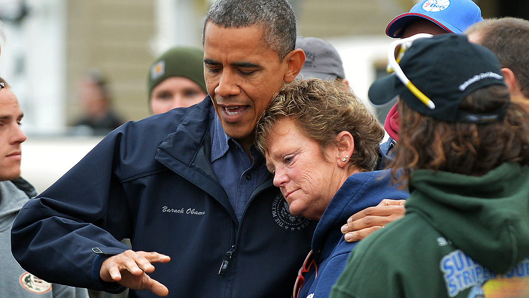 O presidente dos Estados Unidos, Barack Obama, visitou nesta quarta-feira (31) às vítimas da supertempestade Sandy