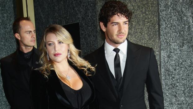 Barbara Berlusconi e o jogador Alexandre Pato, em 2012