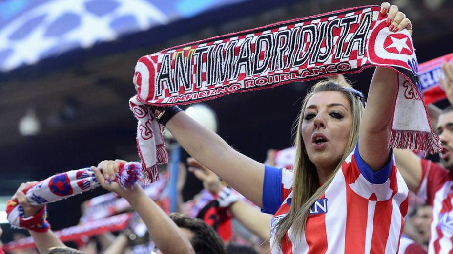 Torcida do Atlético de Madri lotou o estádio Vicente Calderón