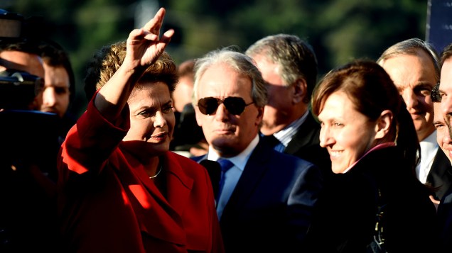 A candidata Dilma Rousseff (PT) chega para o debate dos presidenciáveis promovido pelo SBT, em 01/09/2014