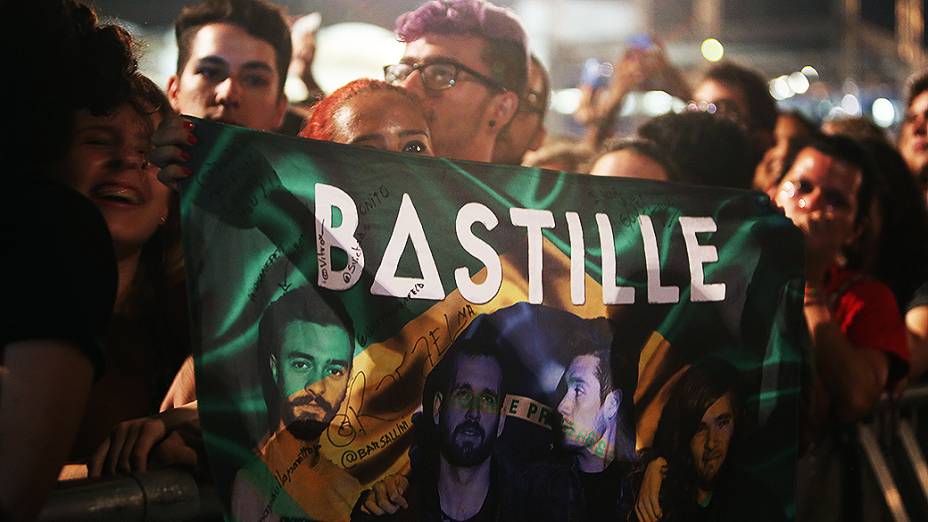 Apresentação da banda Bastille no Lollapalooza 2015, em São Paulo