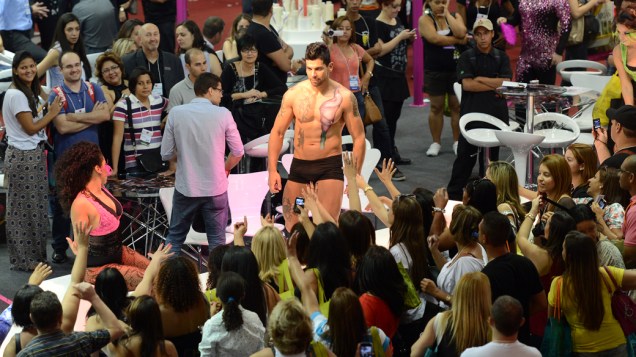 Apresentação durante a Beauty Fair, em São Paulo