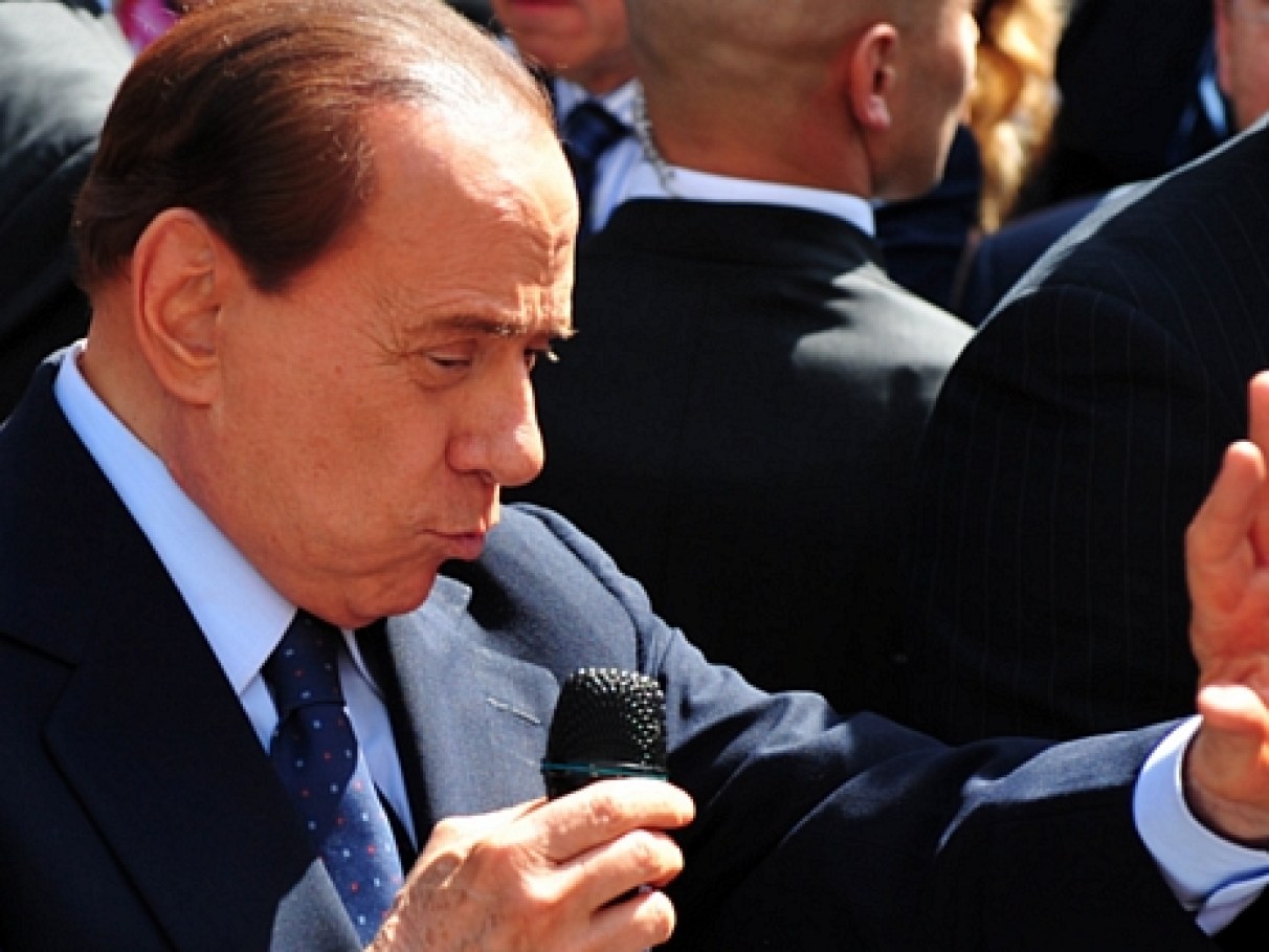 Jovens detalham conteúdo sexual das festas de Berlusconi | VEJA