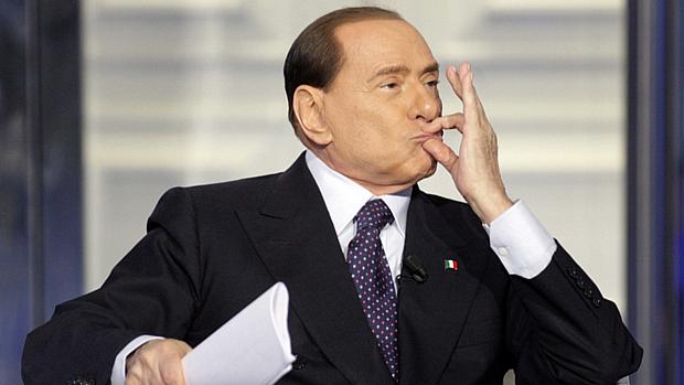 Com pouco mais de um mês antes das eleições, Berlusconi diminuiu a distância com a coalizão de centro-esquerda
