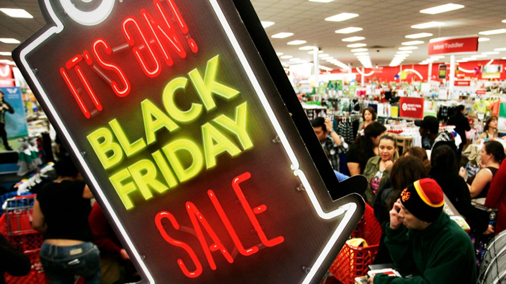 Loja da Target em Burbank, Califórnia em dia de Black Friday