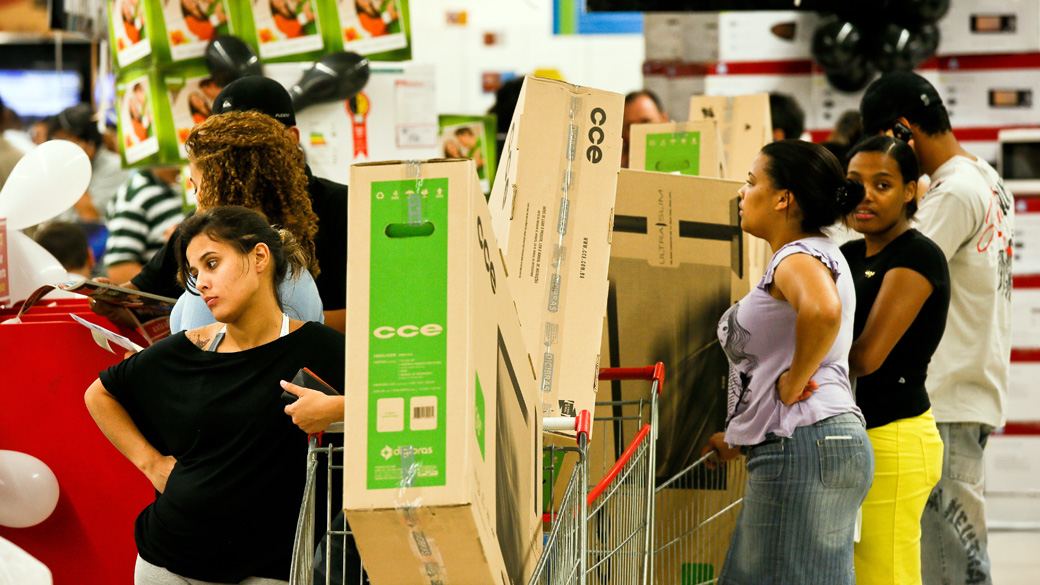 A relação entre empresas e consumidores ainda engatinha no Brasil