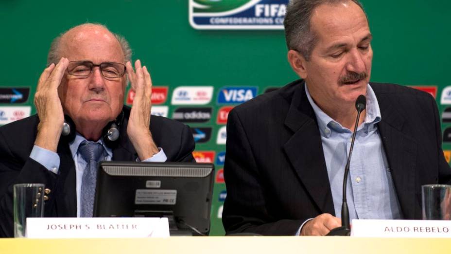 Blatter mostra impaciência na entrevista coletiva desta sexta, no Maracanã