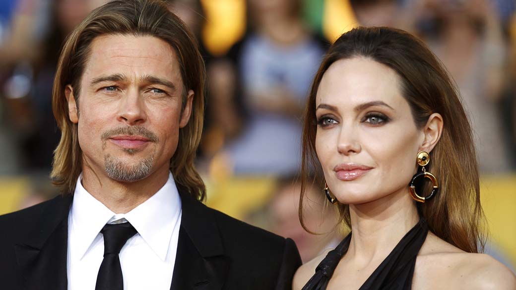 Brad Pitt e Angelina Jolie em premiação, nos Estados Unidos