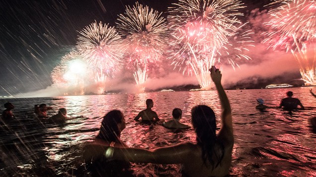 Celebração do Ano Novo na praia de Copacabana, no Rio de Janeiro